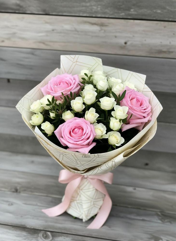 Букет цветов из: Розы в Пригородный Оренбургский район