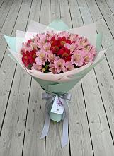 Букет цветов из:  Альстромерии в Пригородный Оренбургский район