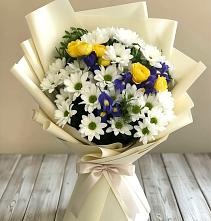 Букет цветов из:  Ирисы, Хризантемы и Розы #REPLACE_PRED# Пригородный Оренбургский район