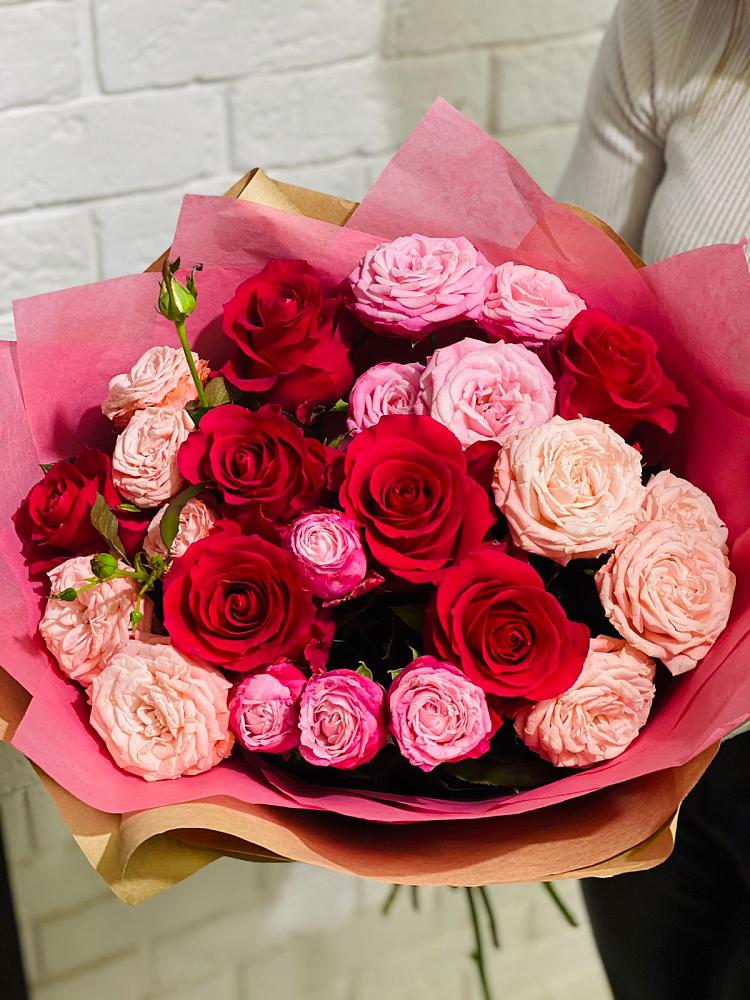 Букет цветов из: Розы в Пригородный Оренбургский район