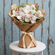 Букет цветов из:  Орхидеи и Розы в Пригородный Оренбургский район